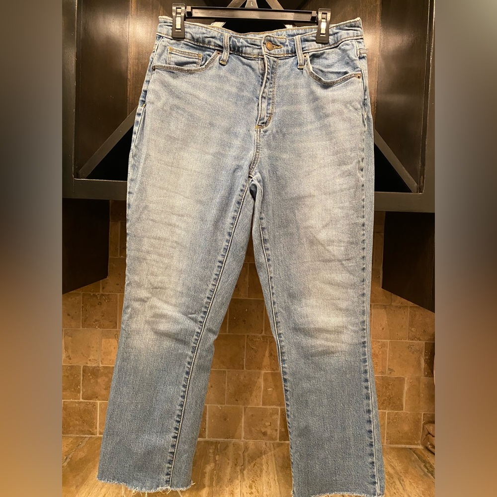 Universal Thread High Rise Kick Boot Crop Jeans
